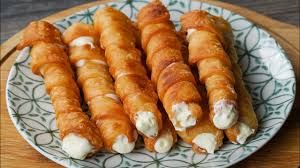 Merit Cream Roll - Small