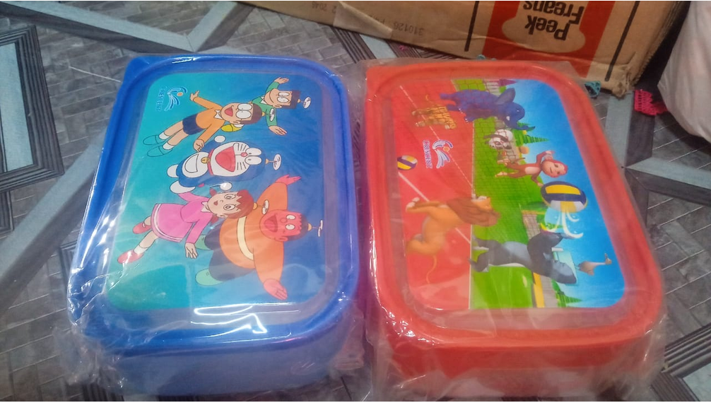 Crescent Lunch Box